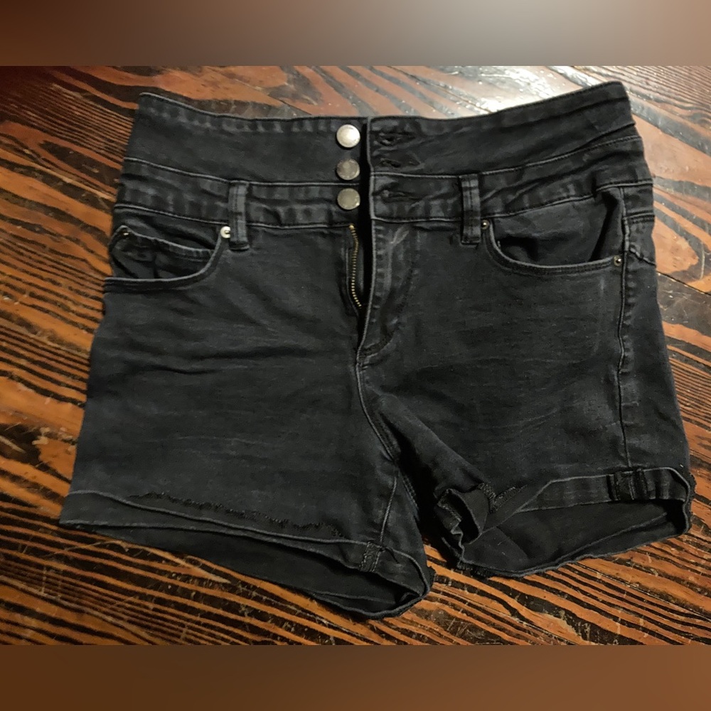 YMI high rise shorts size 11